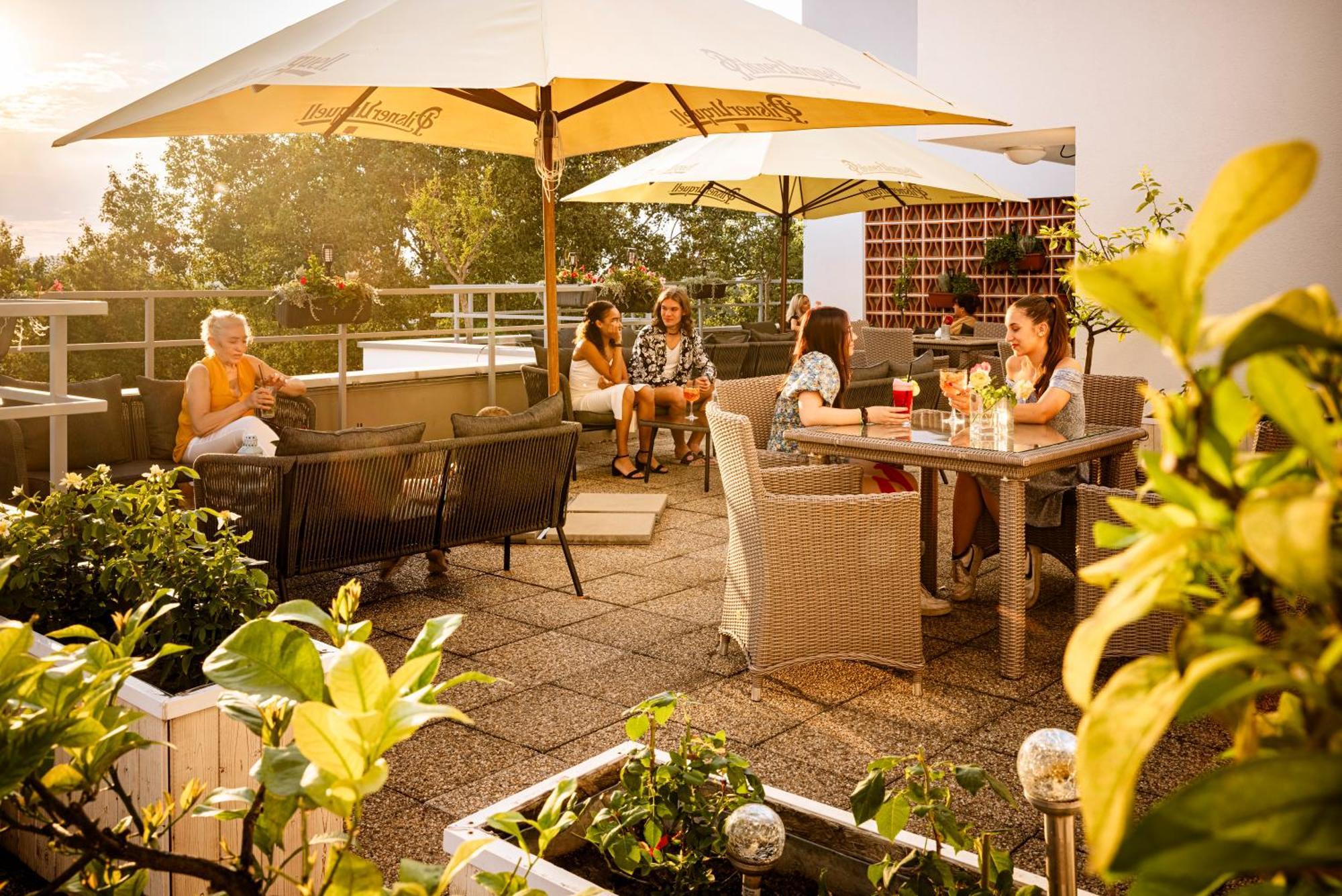 Hotel Park Piest'any Exteriör bild